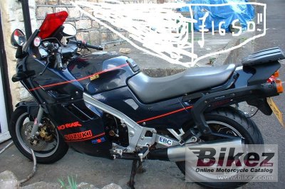 1989 Suzuki GSX 1100 F photo
